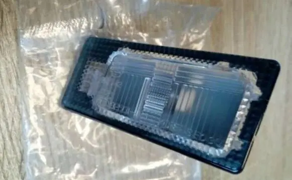 Hyundai i30 Number plate light 925011M400 NE67687