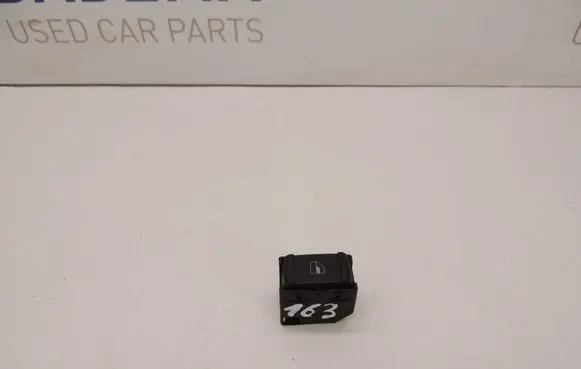 Volkswagen Golf IV Electric window control switch 3B0959855B D163