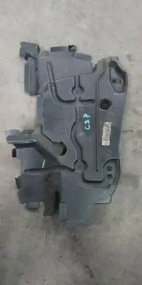 Citroen C3 Picasso Intercooler air guide/duct channel 9685207880