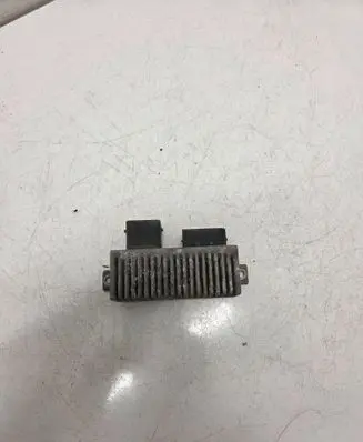 Renault Trafic II (X83) Glow plug pre-heat relay 8200558438A