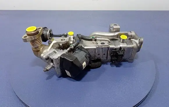 BMW 5 F10 F11 EGR valve cooler 7822350