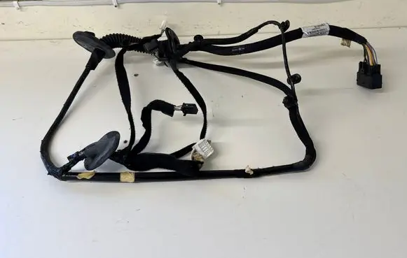 Opel Vivaro Front door wiring loom 241245366R 13033