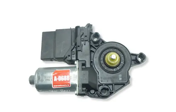 Volkswagen Touran II Rear door window regulator motor 5K0959795