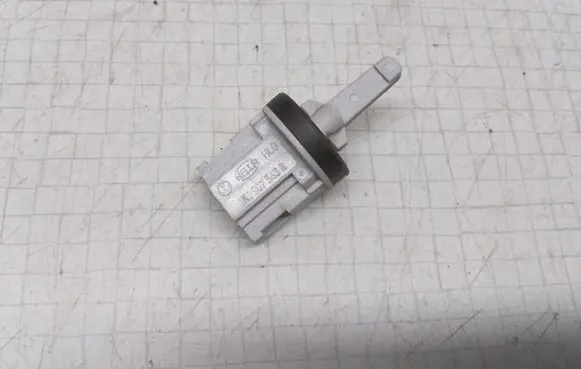 Volkswagen Golf V Interior temperature sensor 1K0907543A
