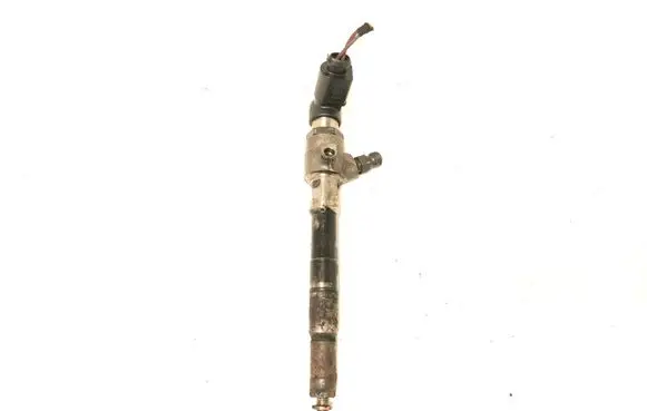 Volkswagen Touran II Fuel injector 03L130277B