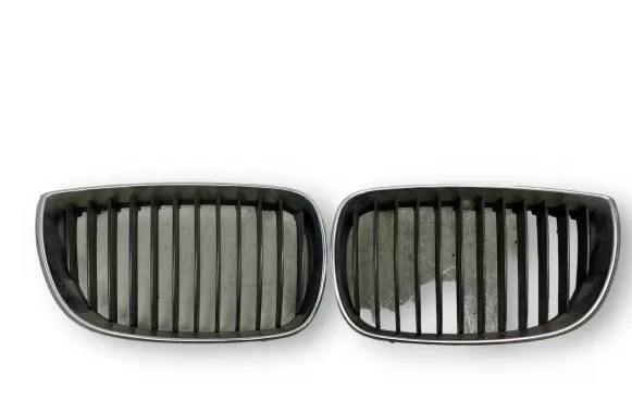 BMW 1 E81 E87 Front grill 22405910 7077129 7128613