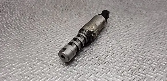 Audi A6 S6 C6 4F Camshaft vanos timing valve 