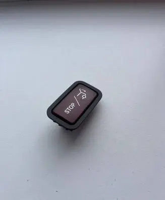 Mercedes-Benz E W212 Tailgate/trunk/boot open switch 2128210651