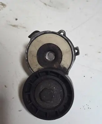 Citroen Berlingo Alternator belt tensioner 