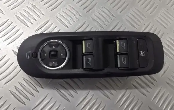 Ford Mondeo MK IV Front door window switch trim 7S7T-14A132-BC