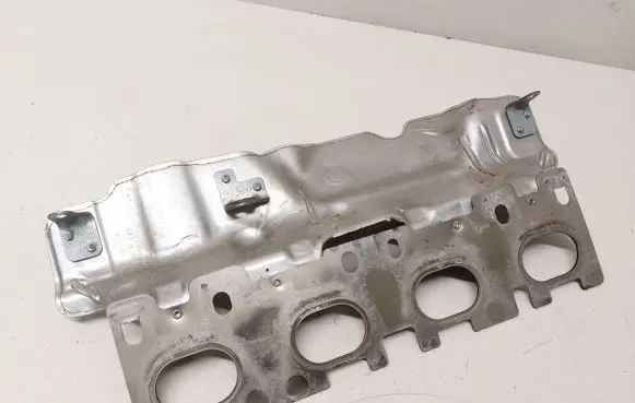 Other engine bay part