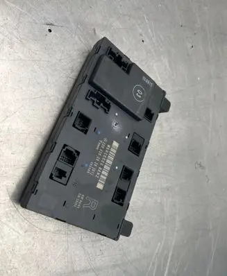 Mercedes-Benz CLK A209 C209 Door control unit/module 2098202026
