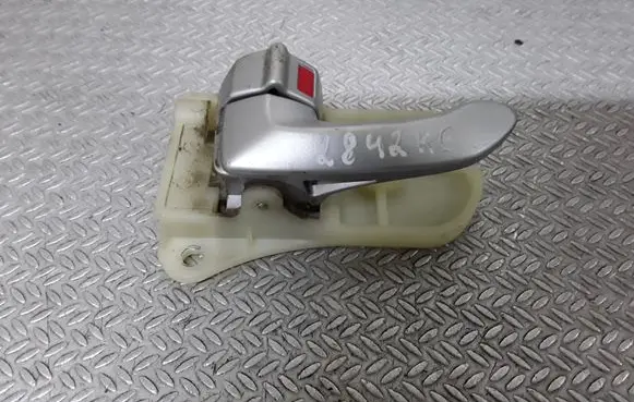 Hyundai Grandeur Rear door interior handle