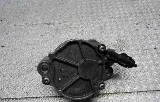 Mazda 3 I Vacuum pump D1561A 1612M 16121