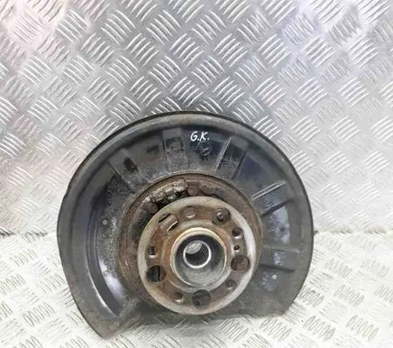 Mercedes-Benz GLK (X204) Rear wheel hub