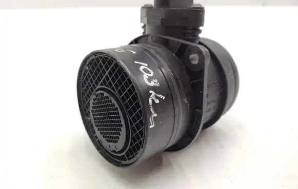 Volkswagen PASSAT B6 Mass air flow meter 074906461B 0281002461
