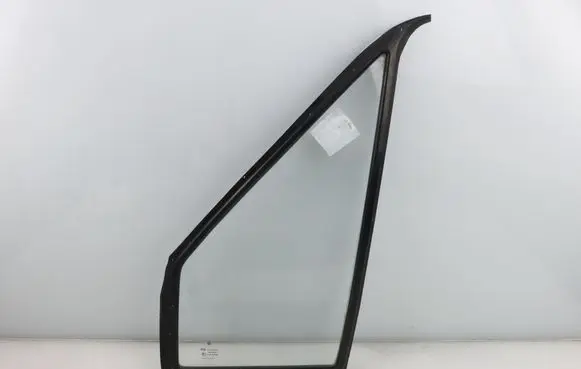 Volkswagen II LT Front triangle window/glass 
