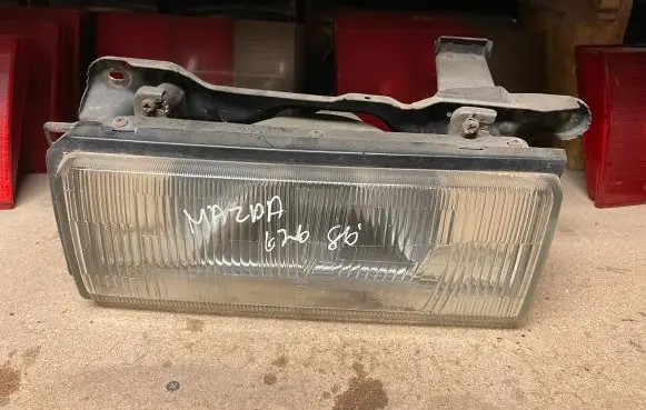 Mazda 626 Headlight/headlamp 0013371