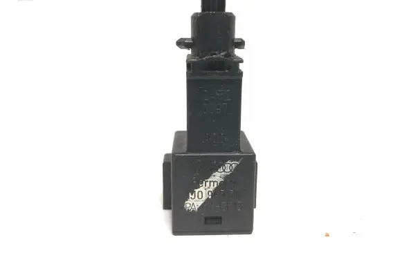 Volkswagen Golf IV Brake pedal sensor switch 1J0945511A