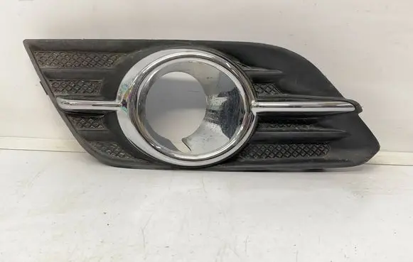 Opel Mokka Front fog light trim/grill 95470234