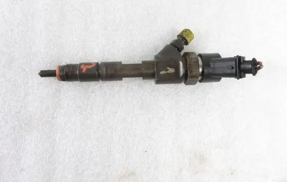 Renault Scenic II - Grand scenic II Fuel injector 0445110110B 8200100272