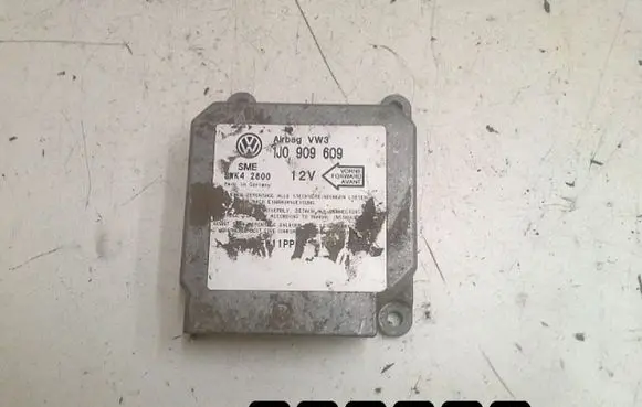 Volkswagen Golf IV Engine control unit/module 10j0909609