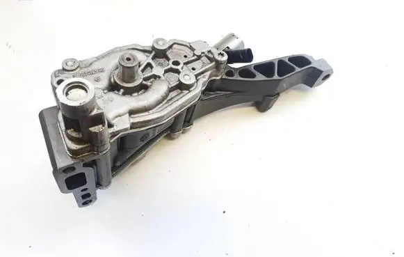 Mercedes-Benz GL X166 Oil pump a64218115015000 r6421810620