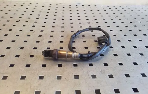 Volkswagen Eos Lambda probe sensor 03C906262H 0258006859