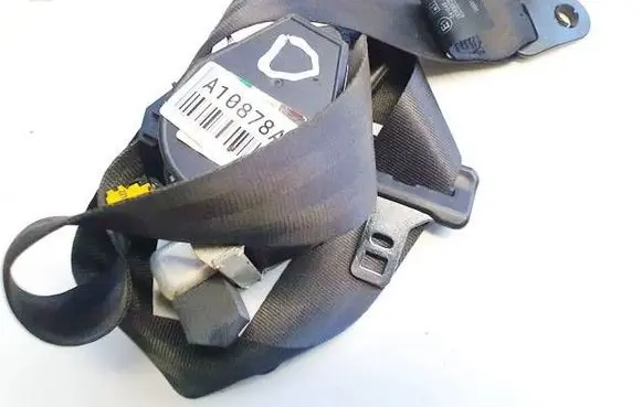 Ford Mondeo MK IV Front seatbelt 9g9n61294bbw 9g9n-61294-bbw