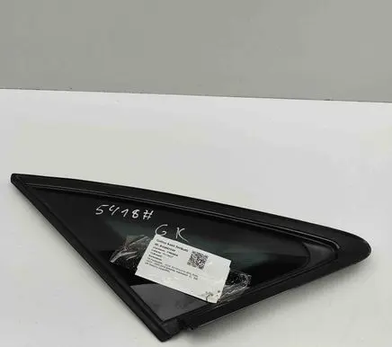 Audi A3 S3 8V Rear side window 8V5845299N 8V5845297N