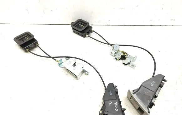 Hyundai Sonata Seat back rest lock catch 894013K200 893013K200