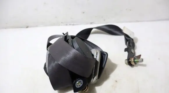 Honda FR-V Front seatbelt