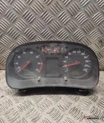 Volkswagen Golf IV Speedometer (instrument cluster) 1j0919880