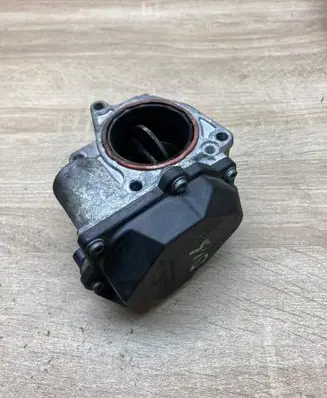 Volkswagen PASSAT B6 Throttle valve 03G128063G