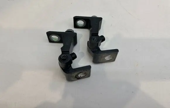 Seat Arona Rear door upper hinge A046575
