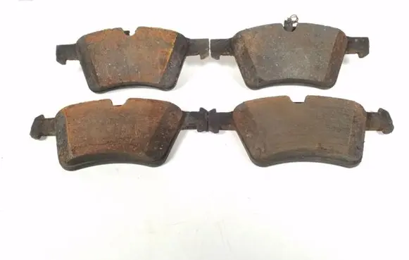Mercedes-Benz GL X164 Brake pads (front) A1644201320