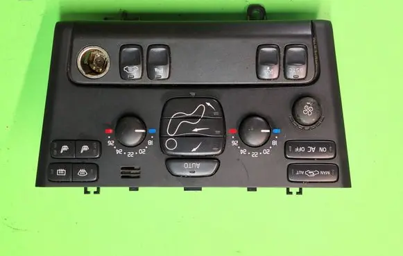 Volvo XC90 Climate control unit 8682734 04W16E02 M816BC00048