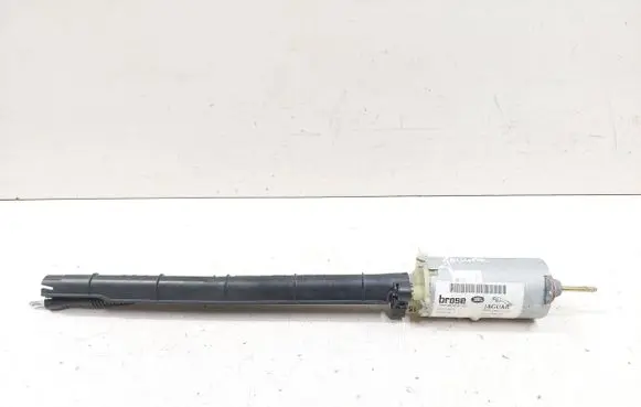 Jaguar XF Seat adjustment motor 9X23F61644AA 1022925619100 L0183929AA01