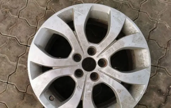 Citroen C5 R17 alloy rim 9656877580