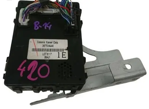 Toyota Auris 150 Central body control module 3677064J40