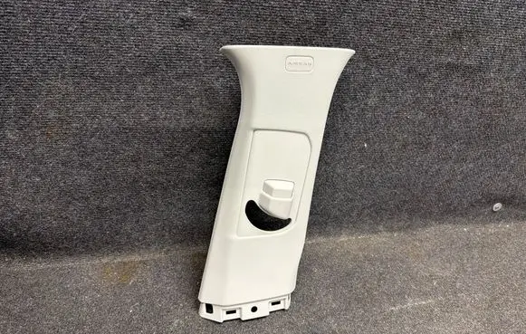 Jeep Grand Cherokee WL (B) pillar trim (top) 6SM72TRMAC MT2611AD 6SM72SA5AD