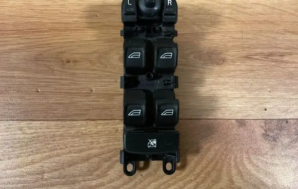 Volvo V70 Electric window control switch 30773269 03454200