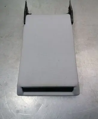 Mercedes-Benz C W203 Rear seat armrest 