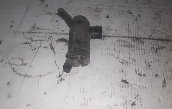 Hyundai Sonata Windscreen/windshield washer pump 98510K010