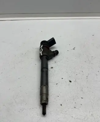 Mercedes-Benz V Class W447 Fuel injector A6510703187 0445110574