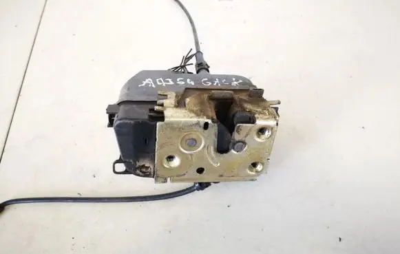 Renault Megane II Rear door lock