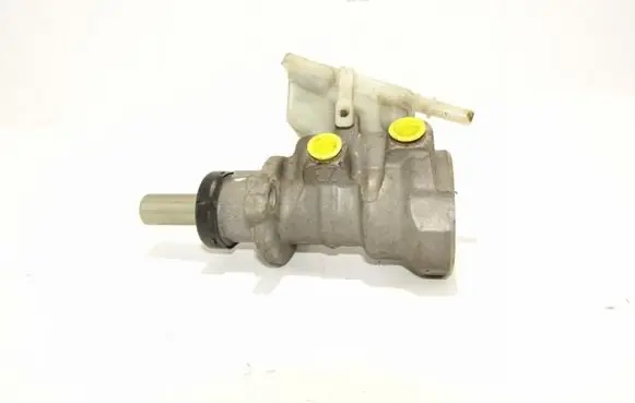 Ford Focus Master brake cylinder 21030899