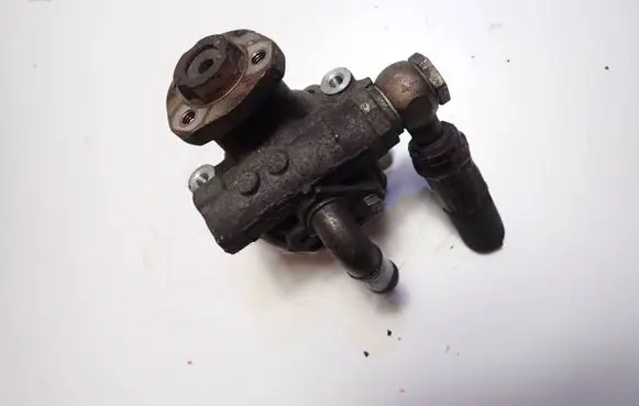 Volkswagen Golf IV Power steering pump 1J0422154A