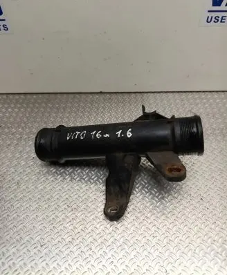 Mercedes-Benz Vito Viano W447 Engine coolant pipe/hose 1321043b