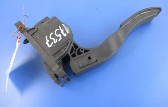 Volkswagen Crafter Accelerator throttle pedal A9063000404